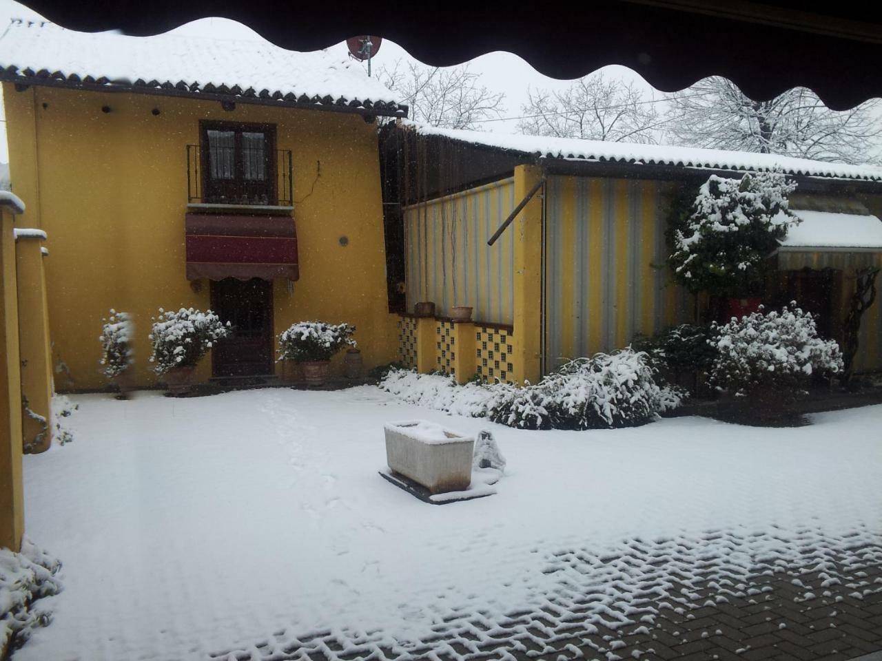 Hotel Ristorante Ruatta San Maurizio Exteriör bild